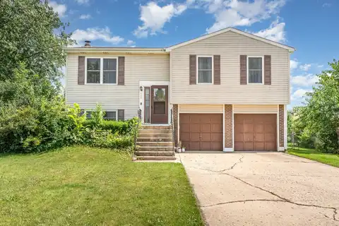435 Navajo Court, Bolingbrook, IL 60440