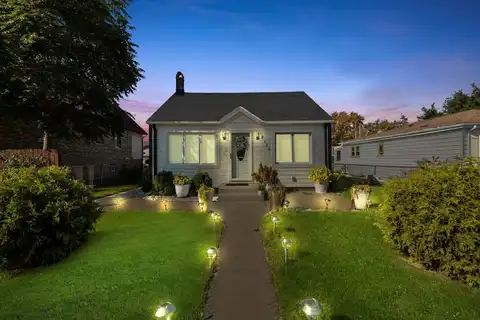 4926 S Lotus Avenue, Chicago, IL 60638