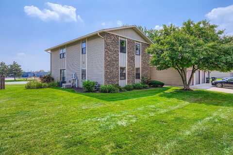 5820 Wilshire Court, Hanover Park, IL 60133