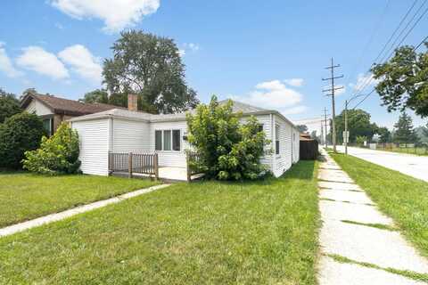 9100 S SAWYER Avenue, Evergreen Park, IL 60805