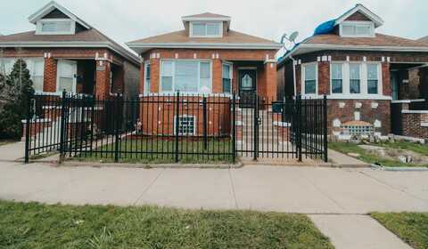 7240 S Oakley Avenue, Chicago, IL 60636