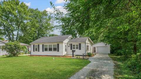 125 N Cherry Street, Paxton, IL 60957