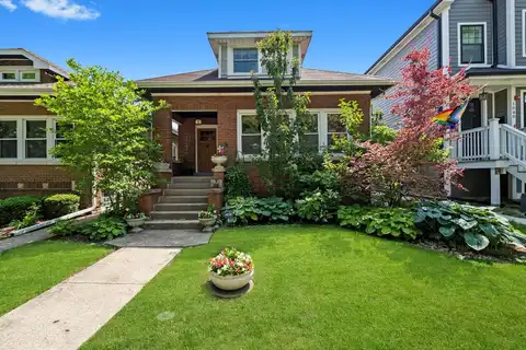 1042 N Lombard Avenue, Oak Park, IL 60302
