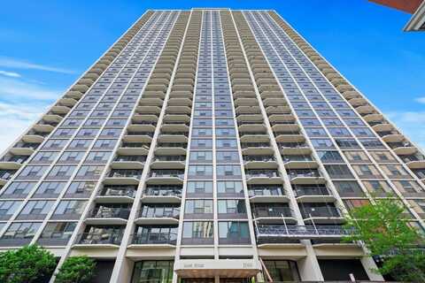 1560 N Sandburg Terrace, Chicago, IL 60610