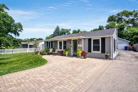 1216 Douglas Avenue, Montgomery, IL 60538