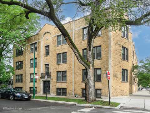 1424 W CULLOM Avenue, Chicago, IL 60613