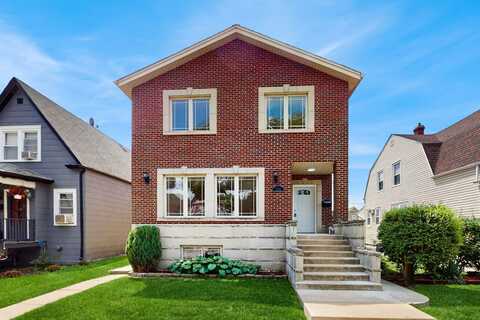 4737 W Warwick Avenue, Chicago, IL 60641