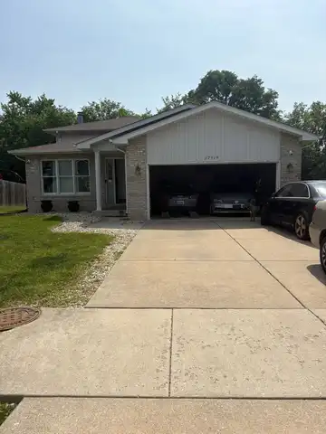 17519 Central Park Avenue, Hazel Crest, IL 60429