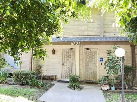8321 Burnet 3 Avenue, North Hills, CA 91343