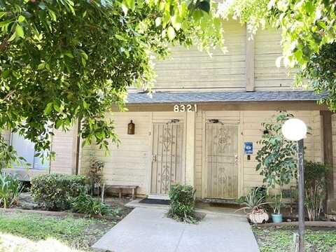 8321 Burnet 3 Avenue, North Hills, CA 91343