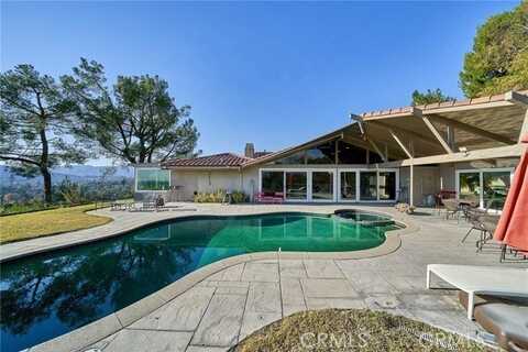 5354 Stardust Road, La Canada Flintridge, CA 91011