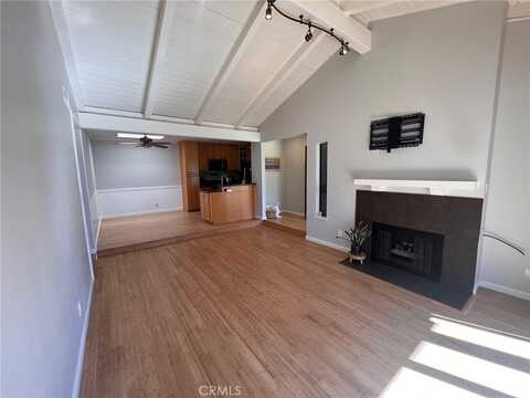 21372 Brookhurst Street, Huntington Beach, CA 92646
