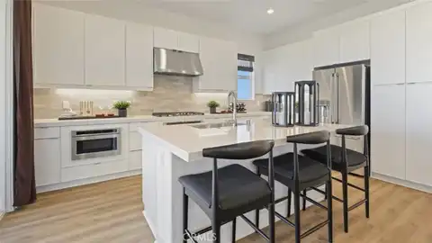 436 Loon, Irvine, CA 92618