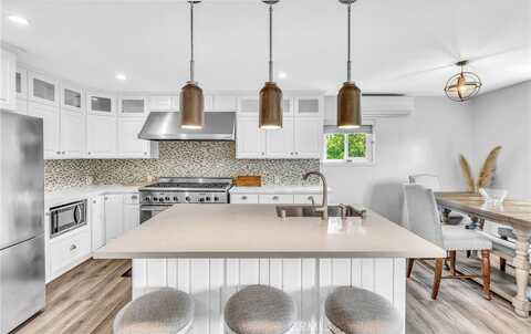4355 Baldwin Park Boulevard, Baldwin Park, CA 91706