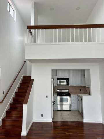 4040 Porte La Paz, San Diego, CA 92122