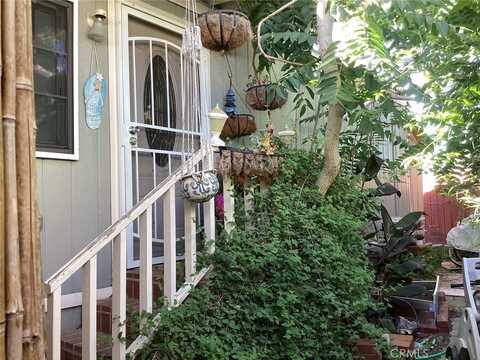 23450 Newhall Avenue, Newhall, CA 91321