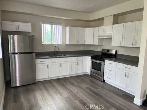 617 E 21st Street, Los Angeles, CA 90011