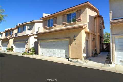 7105 Glade Avenue, Canoga Park, CA 91303