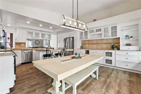 780 Gregory Lane, Oceanside, CA 92057