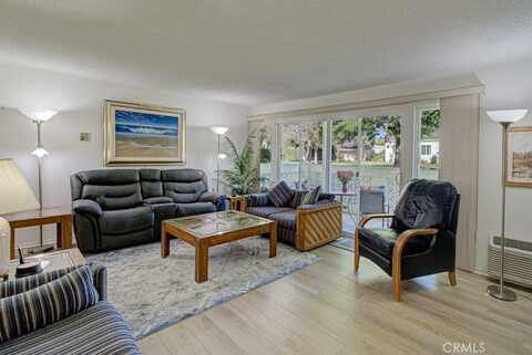 224 Avenida Majorca, Laguna Woods, CA 92637