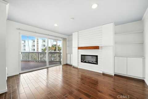 640 The Village, Redondo Beach, CA 90277