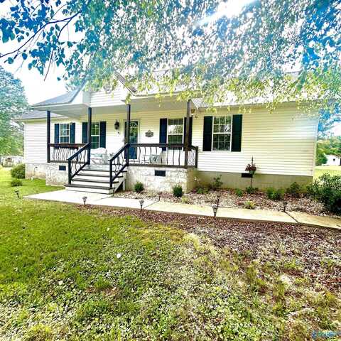 846 Scott Avenue NE, Rainsville, AL 35986