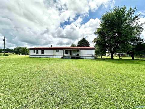 332 County Road 432, Pisgah, AL 35765