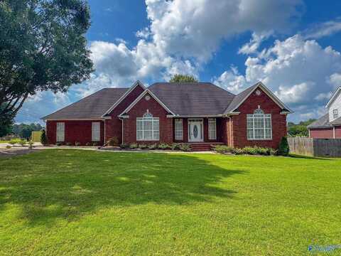 600 Morning Glory Drive SW, Hartselle, AL 35640