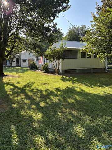 2408 County Road 631, Mentone, AL 35984