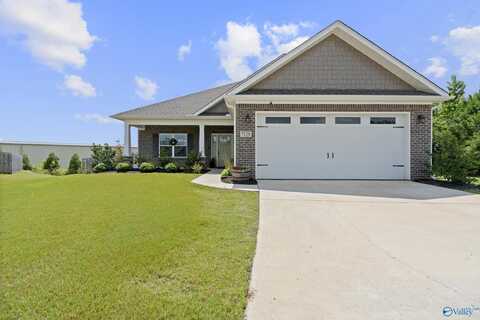 7129 Kingsbridge Lane SE, Owens Cross Roads, AL 35763