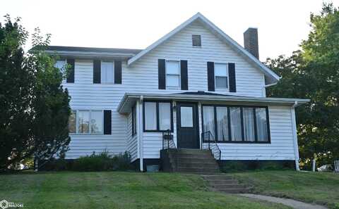 102 Forest Drive, Fairfield, IA 52556