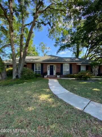 1884 PLANTATION OAKS Drive, Jacksonville, FL 32223