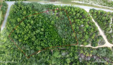 W HILLSBOROUGH Avenue, Florahome, FL 32140