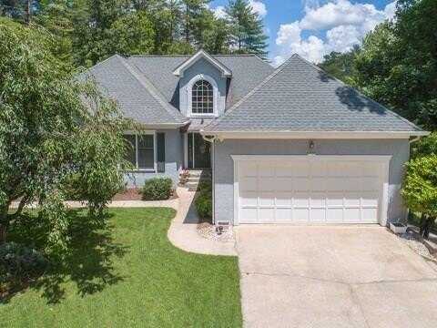 909 Golf Course Circle, Murphy, NC 28906