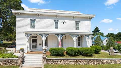 300 Grand Street, Ligonier, IN 46767