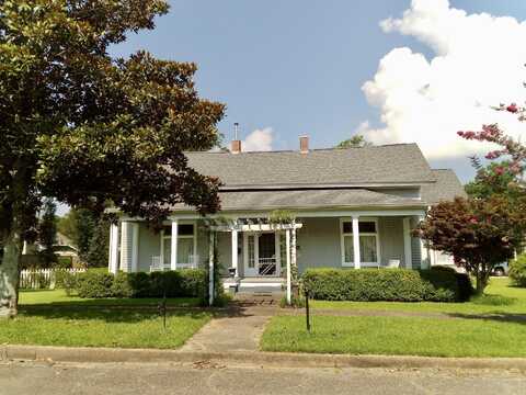 303 S Hickory St., Aberdeen, MS 39730