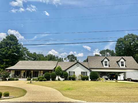 1996 Oakview Drive, Tupelo, MS 38804