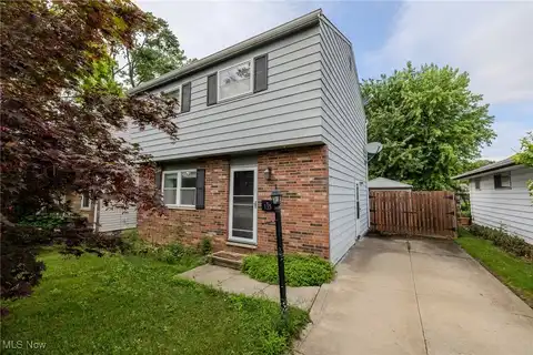 135 Courtland Boulevard, Eastlake, OH 44095