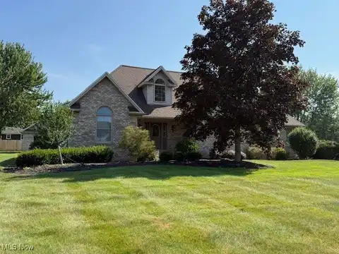 189 Warrenton Drive NW, Warren, OH 44481