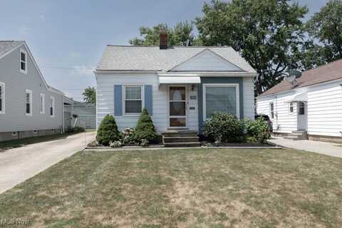 1564 Woodrow Avenue, Mayfield Heights, OH 44124