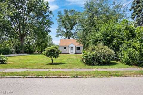 349 25th Street SE, Massillon, OH 44646