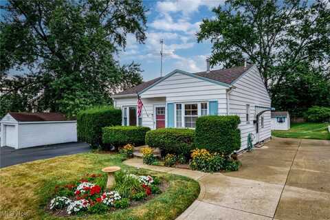 17 Youtz Avenue, Akron, OH 44301