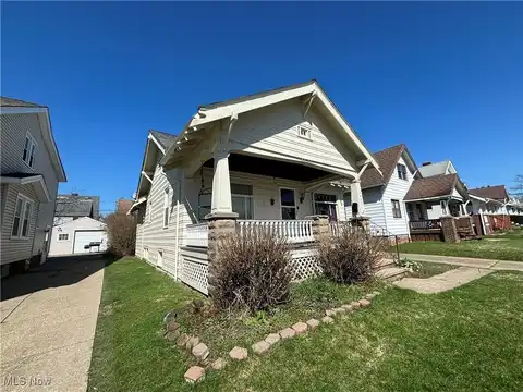 9435 Dorothy Avenue, Garfield Heights, OH 44125