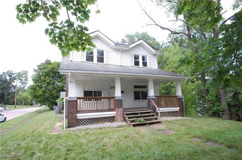 72 Lauderdale Avenue, Youngstown, OH 44505