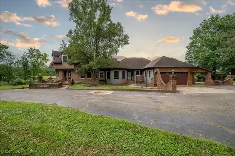 610 S Newton Falls Road, Diamond, OH 44412