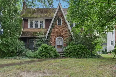 802 Orlando Avenue, Akron, OH 44320