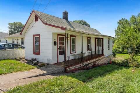 511 Hyatt Avenue, Campbell, OH 44405
