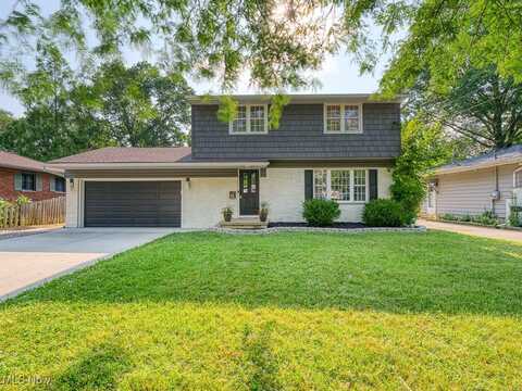 373 Windsor Drive, Elyria, OH 44035