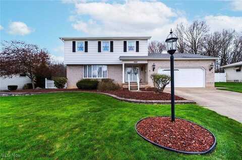 3060 Shalisma Drive, Youngstown, OH 44509