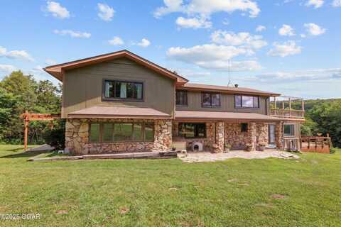 10463 Farm Road 1182, Aurora, MO 65605